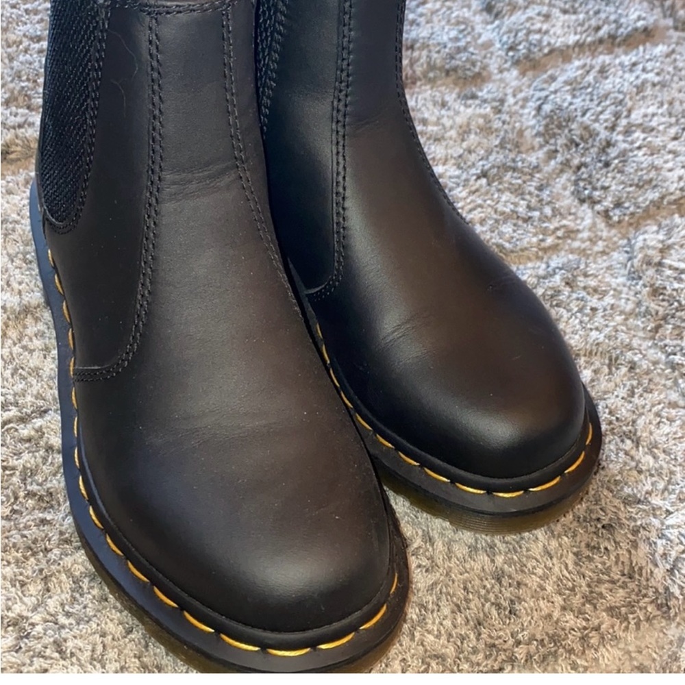 Doc Martens Chelsea boots